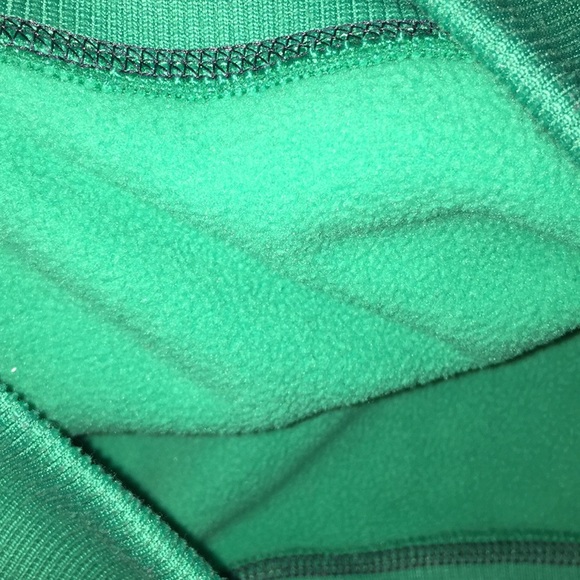 Green Nike athletic hoodie - Picture 3 of 3